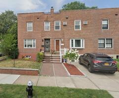  225th St