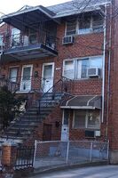  E 59th St