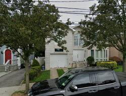  213th St