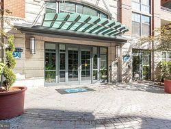  N Garfield St Apt 201