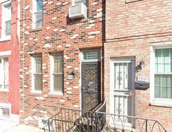  Earp St