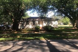  N 38th St