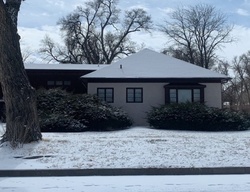  Willow Ave