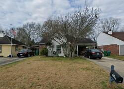  Breezeway Cir