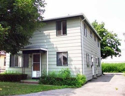  E Maple Ave
