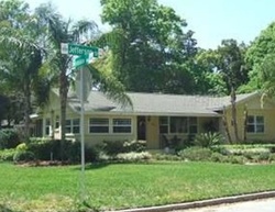  E Jefferson St
