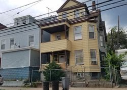  Putnam St