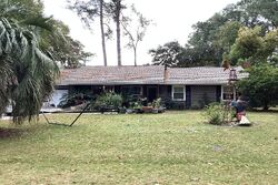  W Royal Oaks Dr