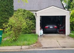  1st St Ne