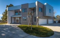  E Prentice Cir