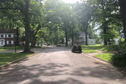  E Maple Grove Ave