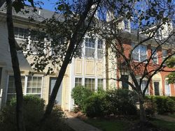  Heritage Ct
