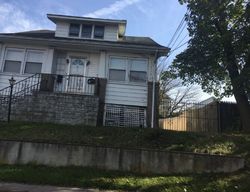  E 16th St