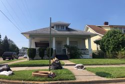  W Liberty St