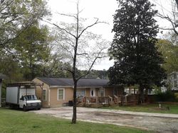  N Woodland Dr