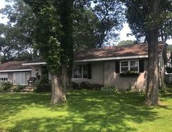  Barton Ave