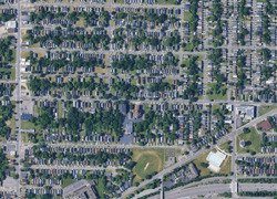  Leroy Ave