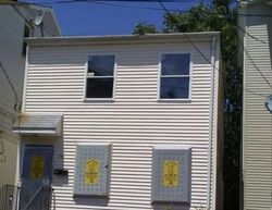  Putnam St
