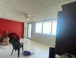 Collins Ave Apt 934