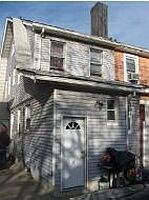  E 38th St