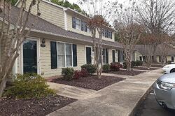  Gatehouse Ln