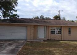  Lakeshore Cir