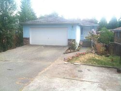  27th Ave Ne