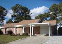  Colonial Cir