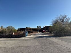  W Quail Ave