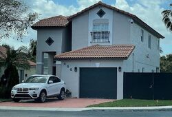  Lakeside Cir