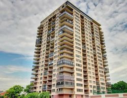  River Rd Apt 17a