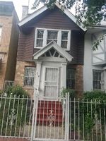  E 29th St