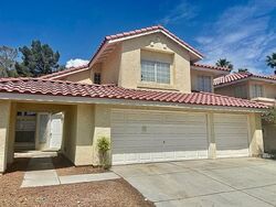 Moonlight Bay Ln