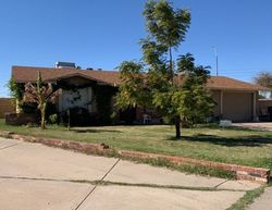  W Topeka Dr