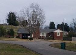  Pine Cir