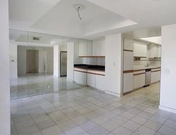 S Reeves Dr Unit 302