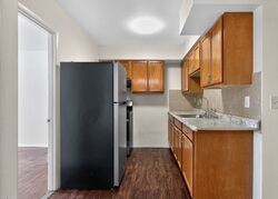  E 233rd St