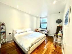  Wall Street Ct Apt 40