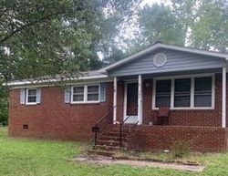  Lawndale Cir