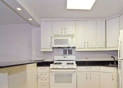  E Randolph St Apt 100