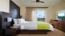  E Marriott Dr