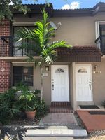  Sw 107th Ave Apt 2002
