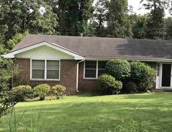  Lane Cir