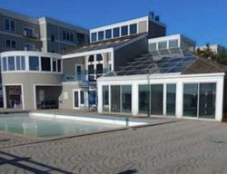  Harbour Close