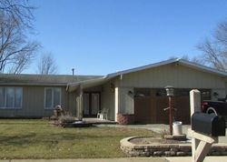  N Shabbona St