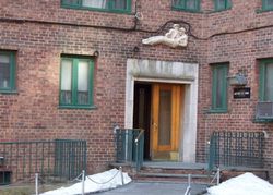 Metropolitan Ave Apt