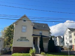  Chapman St