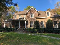  Lakeview Dr