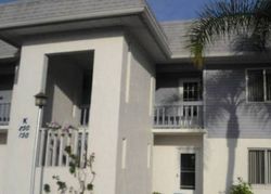  Edgewater Dr Apt 215