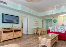 Thomas Dr Unit 816